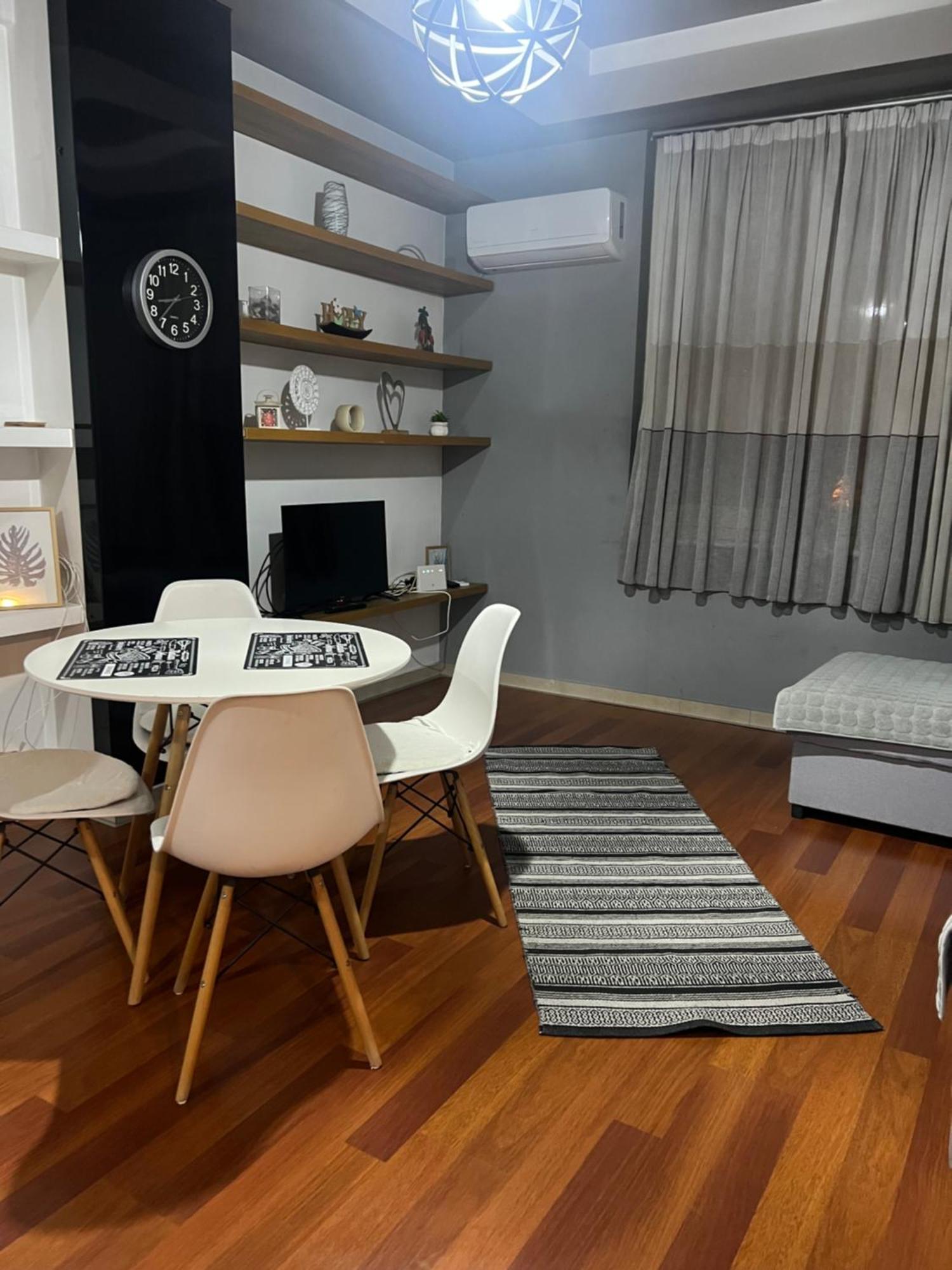 Ergi'S Host Apartment Тирана Екстер'єр фото